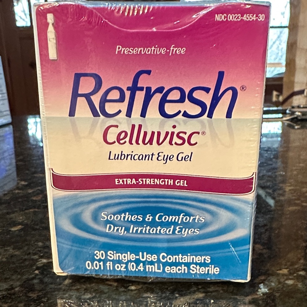 Refresh Celluvisc Extra-Strength Eye Gel - Blue and White